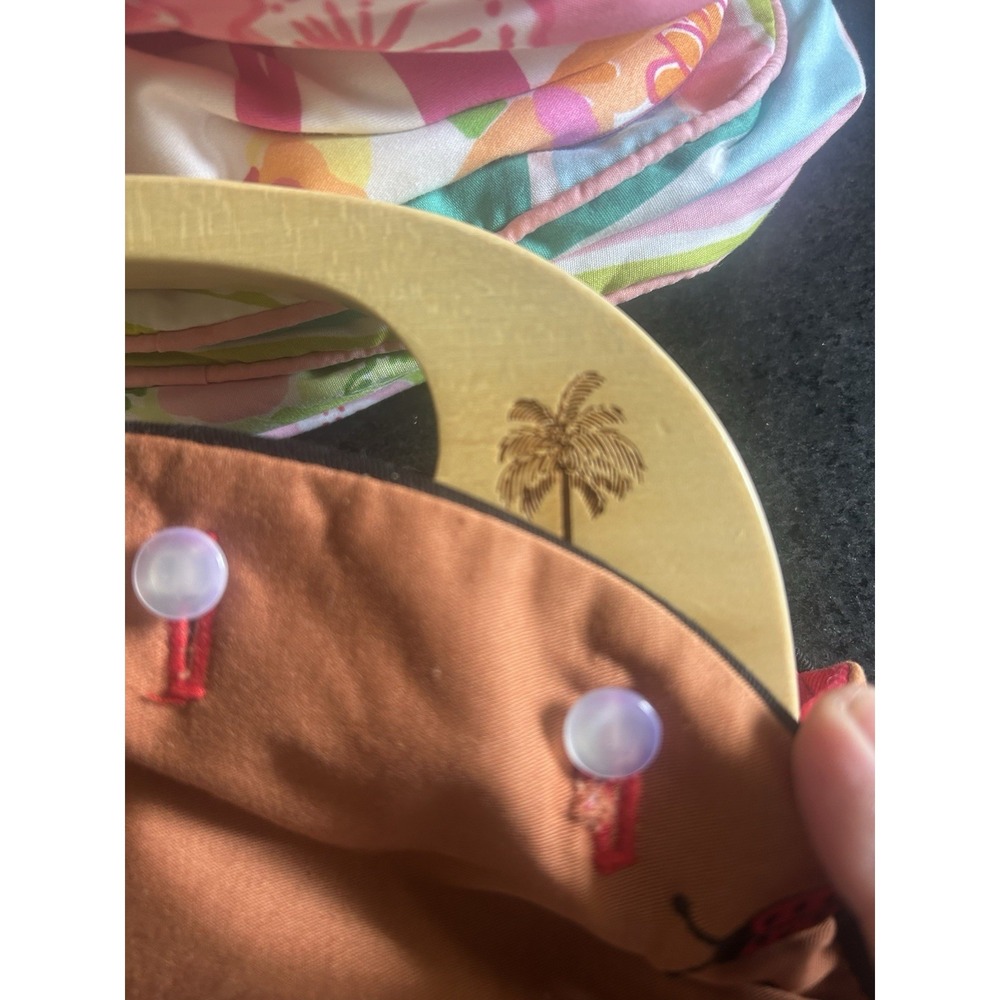 VTG Lilly Pulitzer Wood Handle Bermuda Bag with four Additional button on covers - Picture 13 of 16